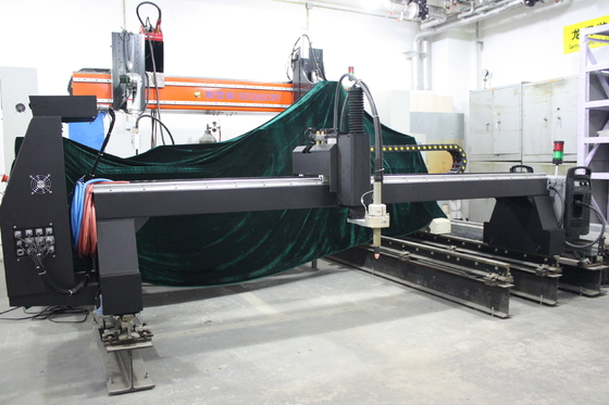 Black Gantry CNC Profile Cutting Machine 12000mm Oxy Profile Cutter
